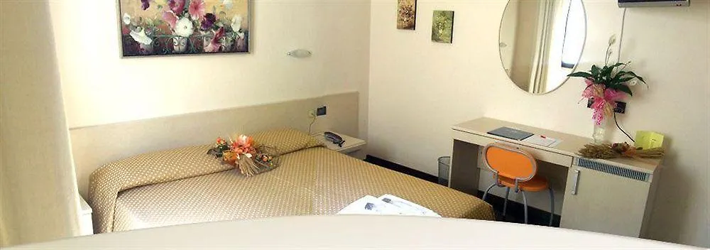 ***  كاشينا Hotel Santa Lucia إيطاليا